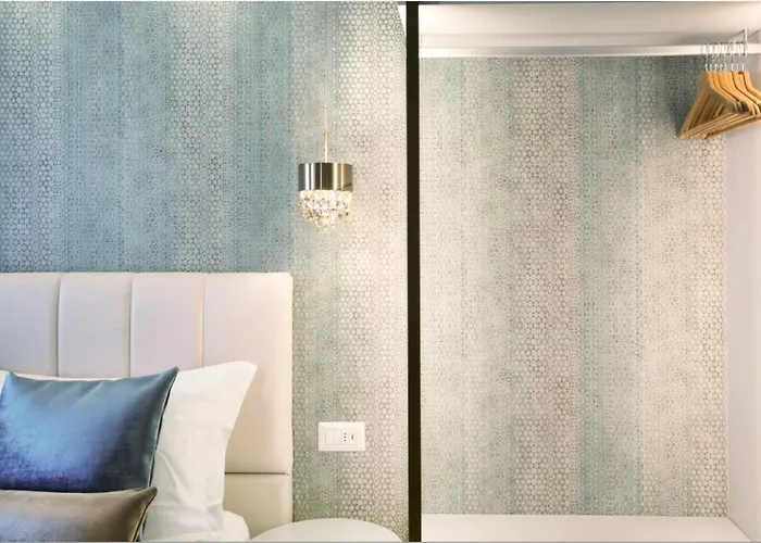 Ambassador ריצ'יונה