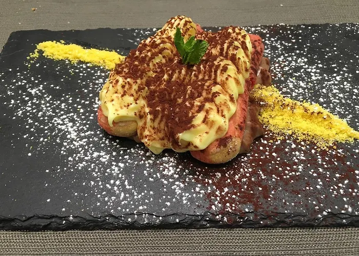 מלון Ambassador 3*