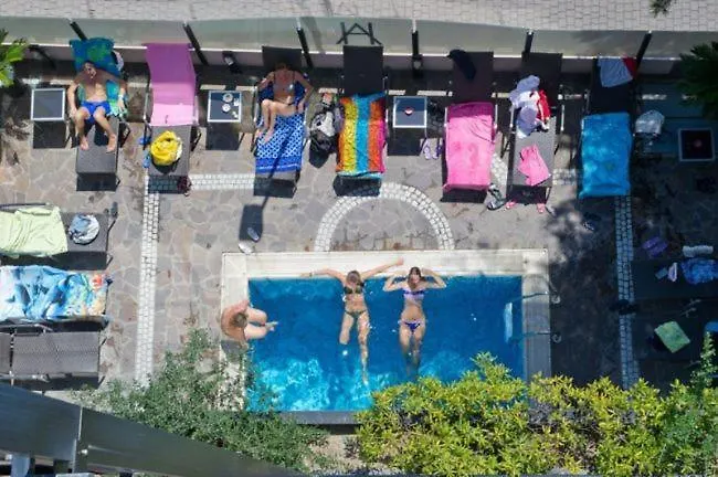 Ambassador ריצ'יונה