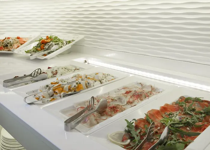 מלון Ambassador ריצ'יונה