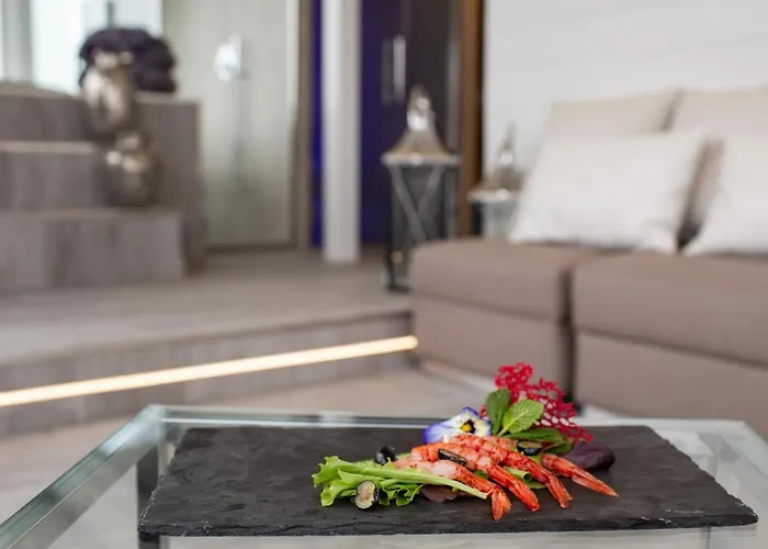 Ambassador 3* ריצ'יונה